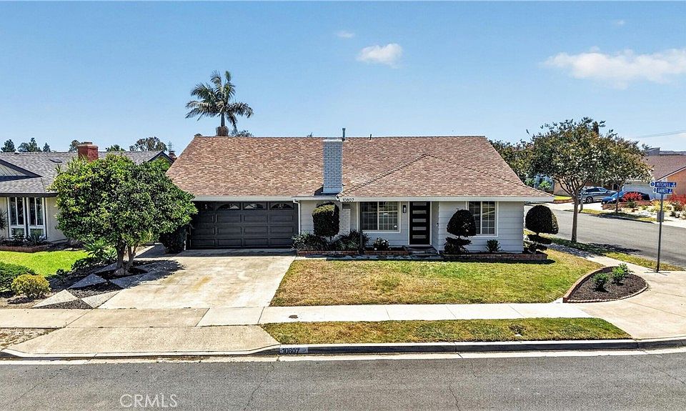 1st image of 10807 Mitchell Dr