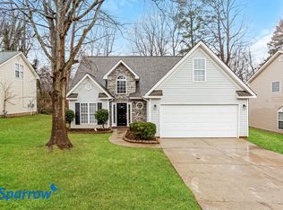 7913 Rolling Stone Ave, Charlotte, NC 28216