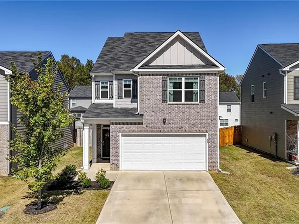 31 Cherry Tree Bnd, Newnan, GA 30265