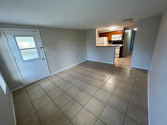 2nd image of 4831 Ann Dr