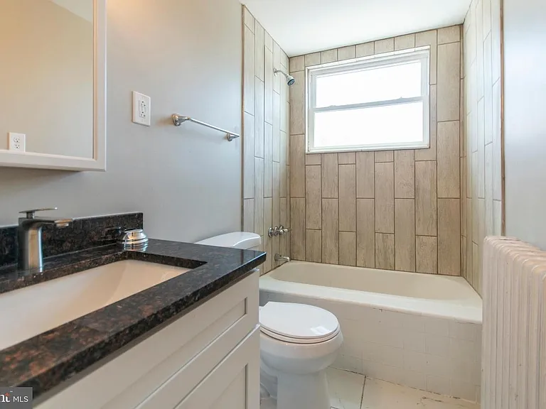 3258 Wellington St #3 — Photo 8