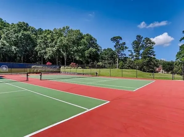 140 Lablanc Way NW, Atlanta, GA 30327