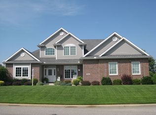 14431 Taddington Dr, Granger, IN 46530