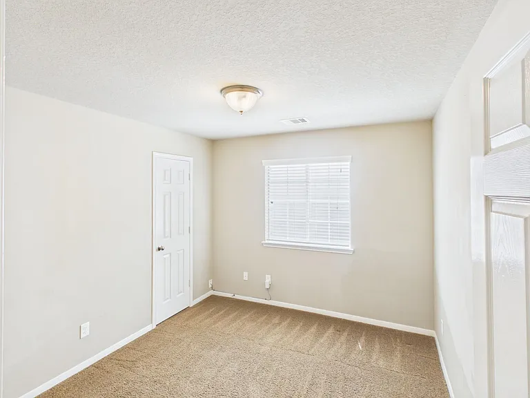 17143 Deaton Mill Dr — Photo 26