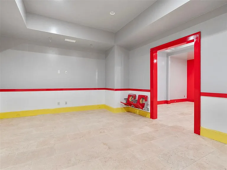 6420 Riverside Dr NW — Photo 88