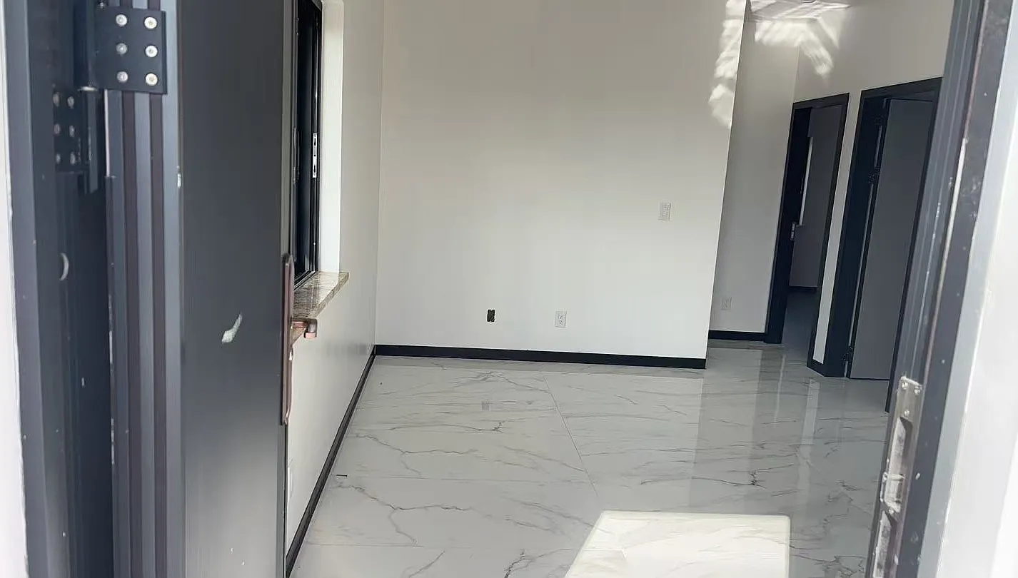 2 bed, $2,200 — Photo 2