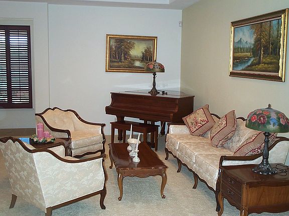 4th image of 3281 Rock Creek Way