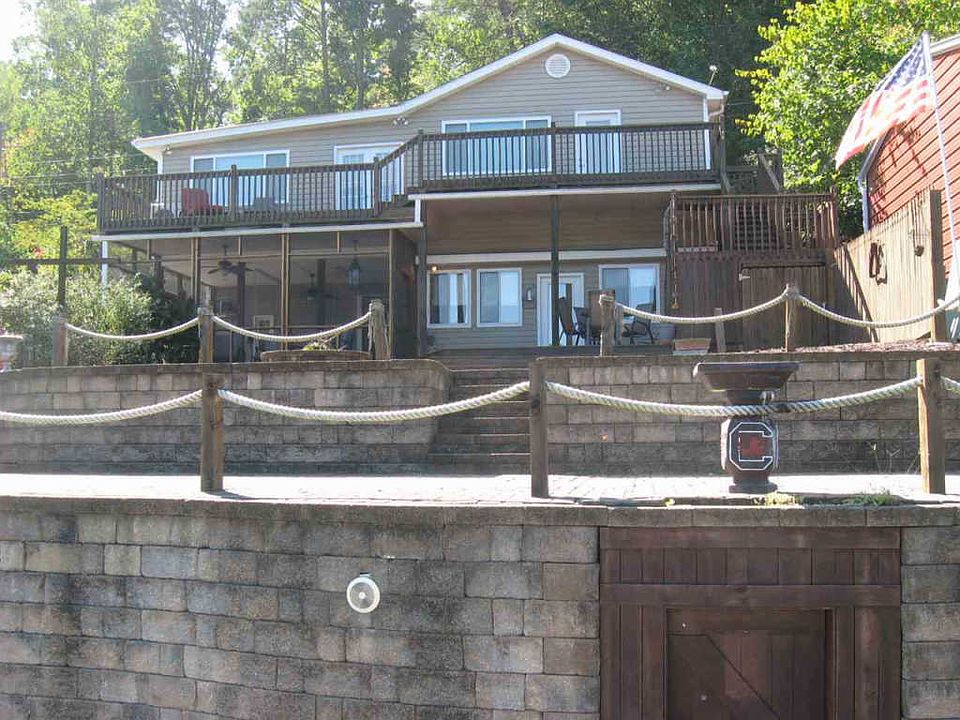 1st image of 1642 W Lakeshore Dr
