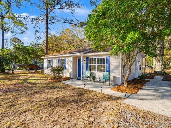 1504 Quarter Horse Rd, Beaufort, SC 29906