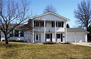 1st image of 57 Renfrew Dr