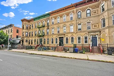 84 Saratoga Avenue