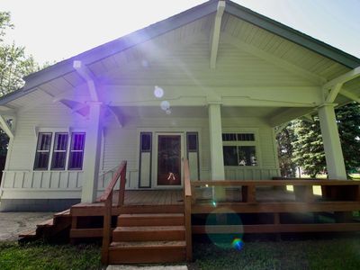 201 Mathews St, Mantador, ND, 58058