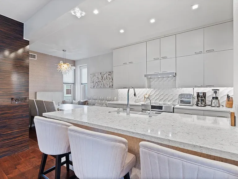 15221 N Clubgate Dr #2062 — Photo 12