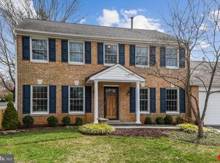 5 Grinnell Ct, Derwood, MD 20855
