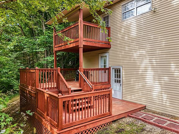 2nd image of 1555 Gassaway Main St