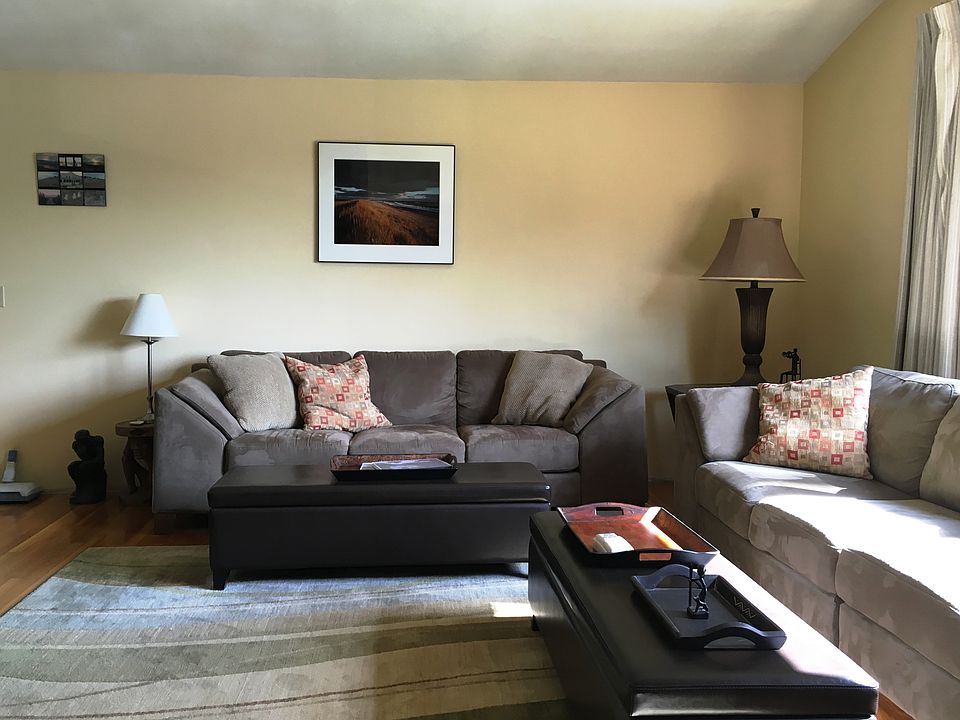 2nd image of 103 Fort Meadow Dr