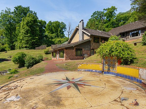68th image of 2910 Crest Terrace Dr
