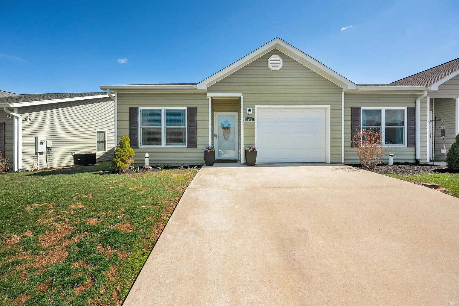 5768 W Daffodil Ct photo 1