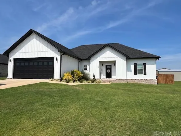 40 Ashley Faith Dr, Batesville, AR 72501