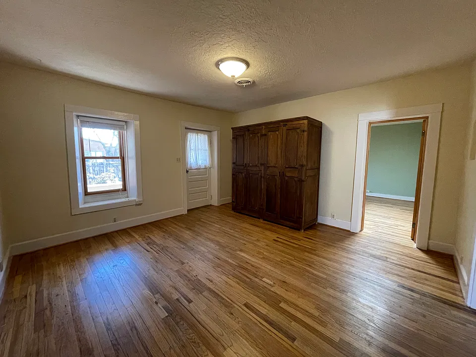Living Room_03122021