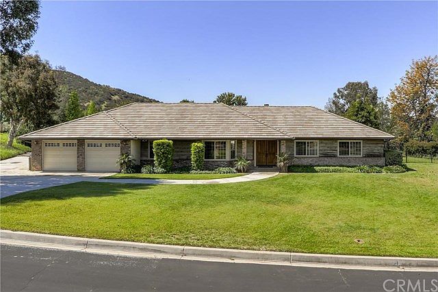 1st image of 36477 Oakridge St