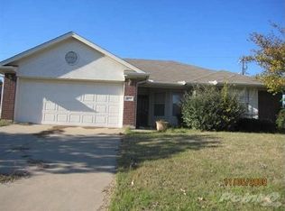 529 Arbor Ln, Burleson, TX 76028