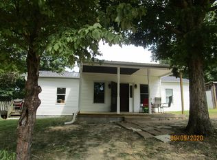 1095A Bryant Perry Rd, Bethpage, TN 37022