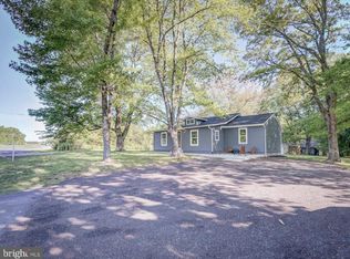 14947 Dumfries Rd, Manassas, VA 20112