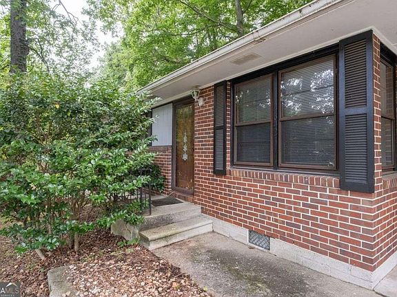 4th image of 4642 Bartlett Rd