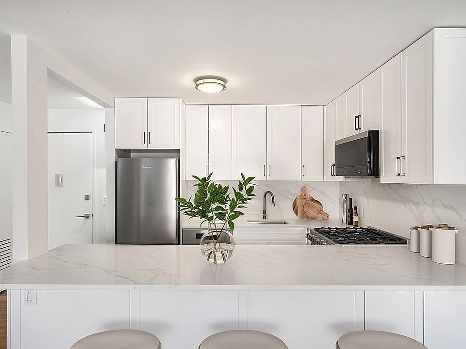 1st image of 1325 5th Ave APT 4H