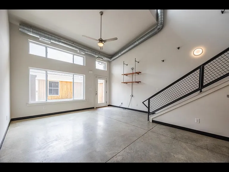Spacious living room