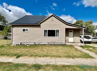 220 W Hicks St, Hicksville, OH 43526