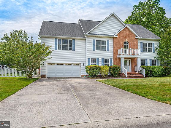 3rd image of 9701 Shady Grove Ct