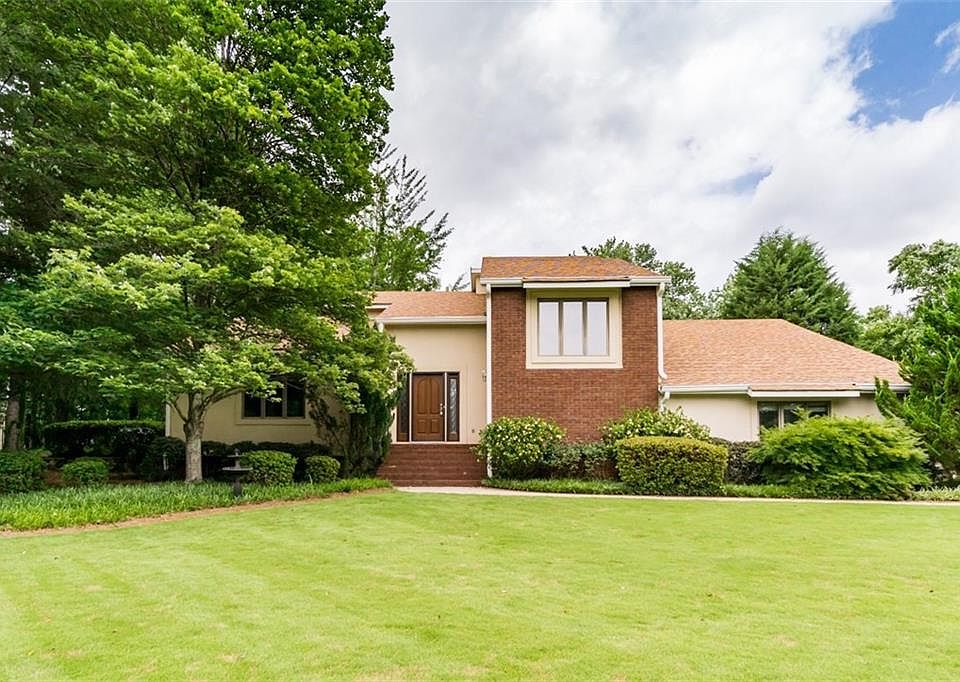 1st image of 3307 Somerset Ct SE