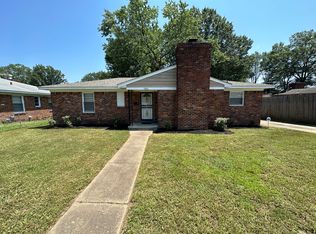 1666 Mount Moriah Rd, Memphis, TN 38117