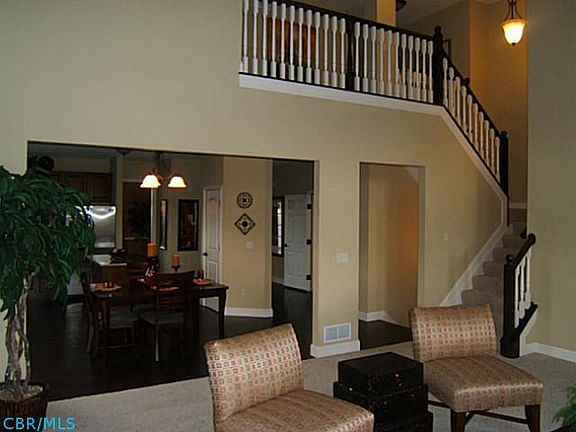 3rd image of 4016 Hickory Rock Dr