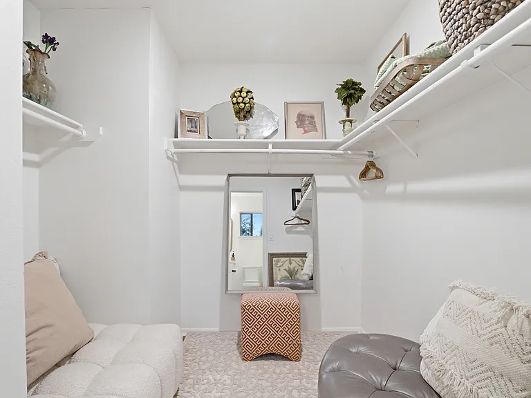 815 Annie St W — Photo 27