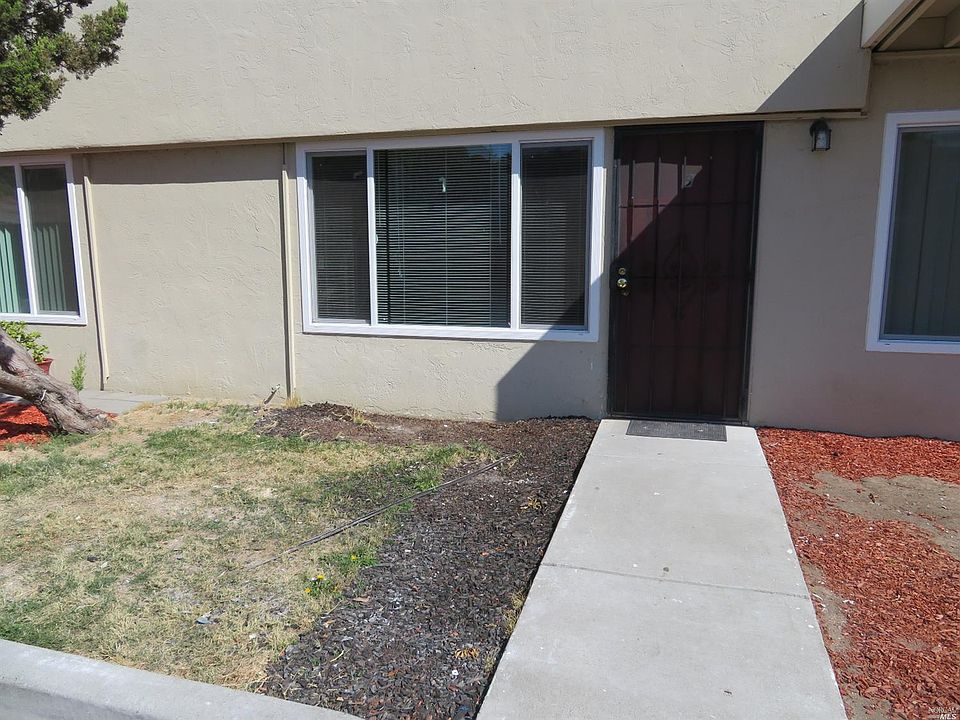 1st image of 1218 Dana Dr APT A