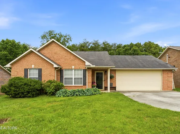 6755 Puritan Ln, Corryton, TN 37721