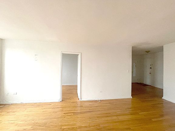4th image of 2610 Ocean Pkwy APT 5B