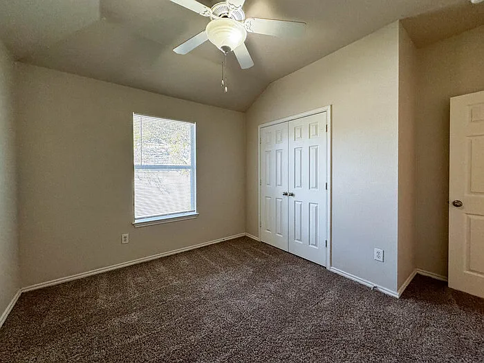 1328 Norman St — Photo 7