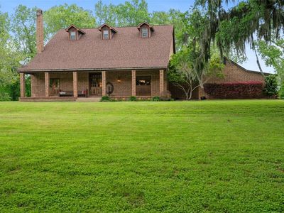 3539 River Rd, Sealy, TX, 77474