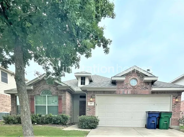 205 Stampede St, Waxahachie, TX 75165