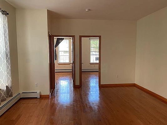 5th image of 555 56th St Floor 3