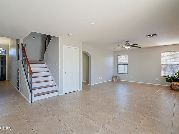 5th image of 4910 E Augusta Ave