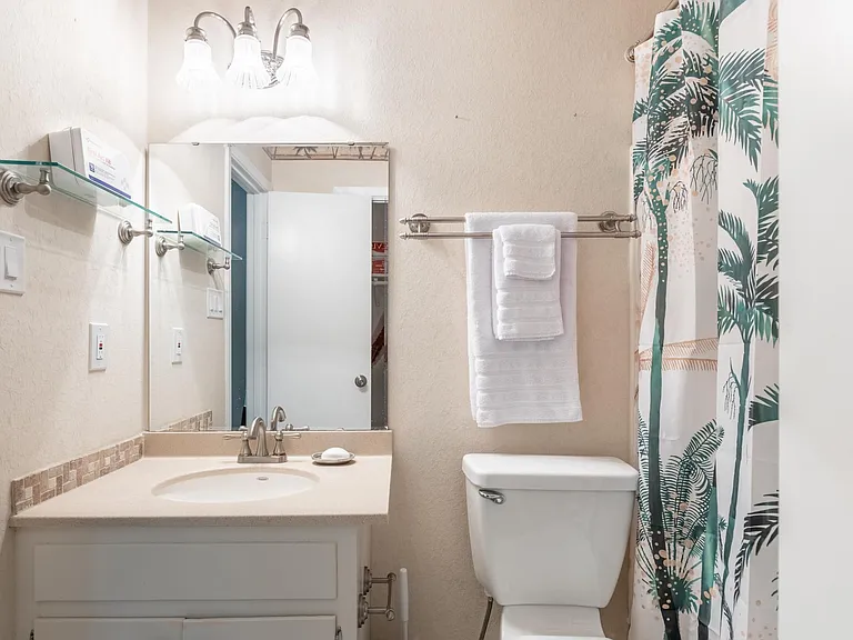Ensuite bathroom