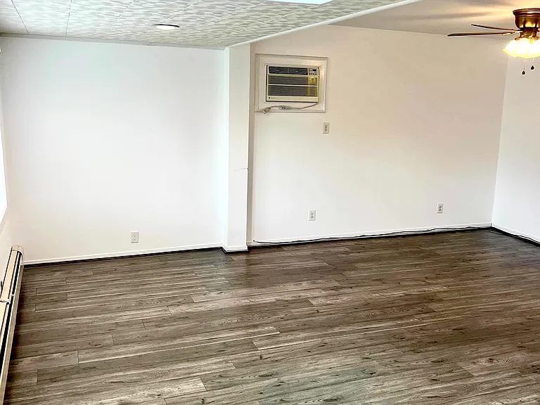 592 Central Ave #2 — Photo 5
