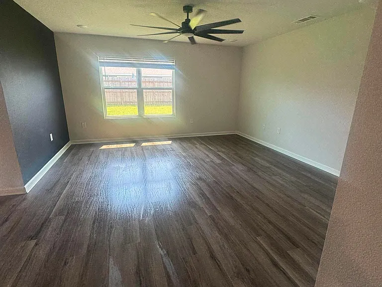 4352 Tiger Oak Ct — Photo 11