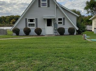 1486 Northview Dr, Hillsdale, MI 49242