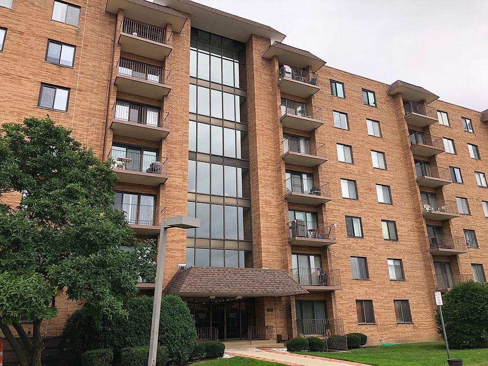 1st image of 1717 W Crystal Ln Unit 509